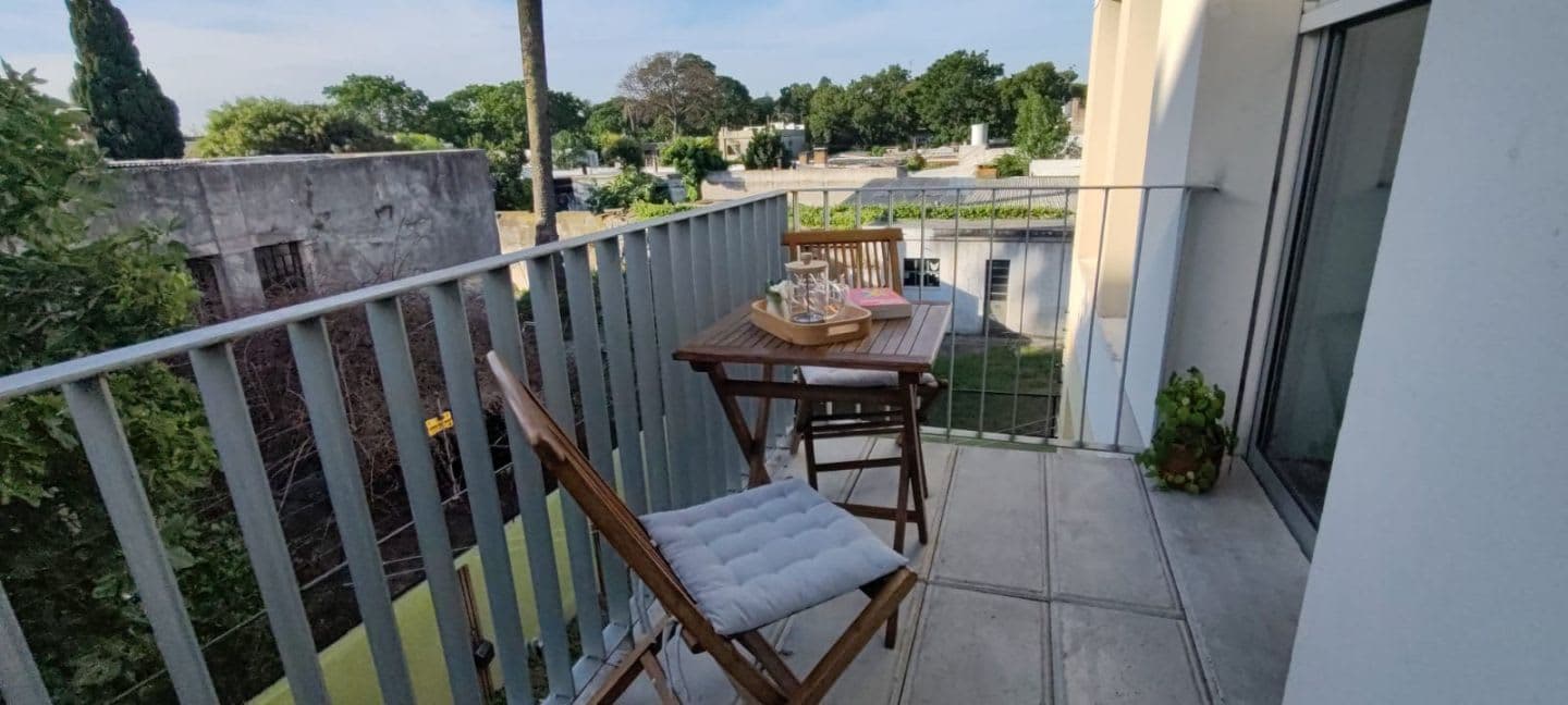 Venta Apartamento Dos Dormitorios, con balcón y renta inmediata en Atahualpa - Vista 3