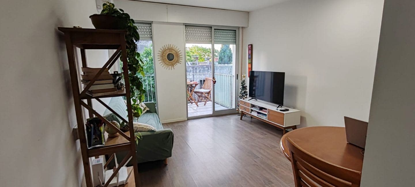 Venta Apartamento Dos Dormitorios, con balcón y renta inmediata en Atahualpa - Vista 12