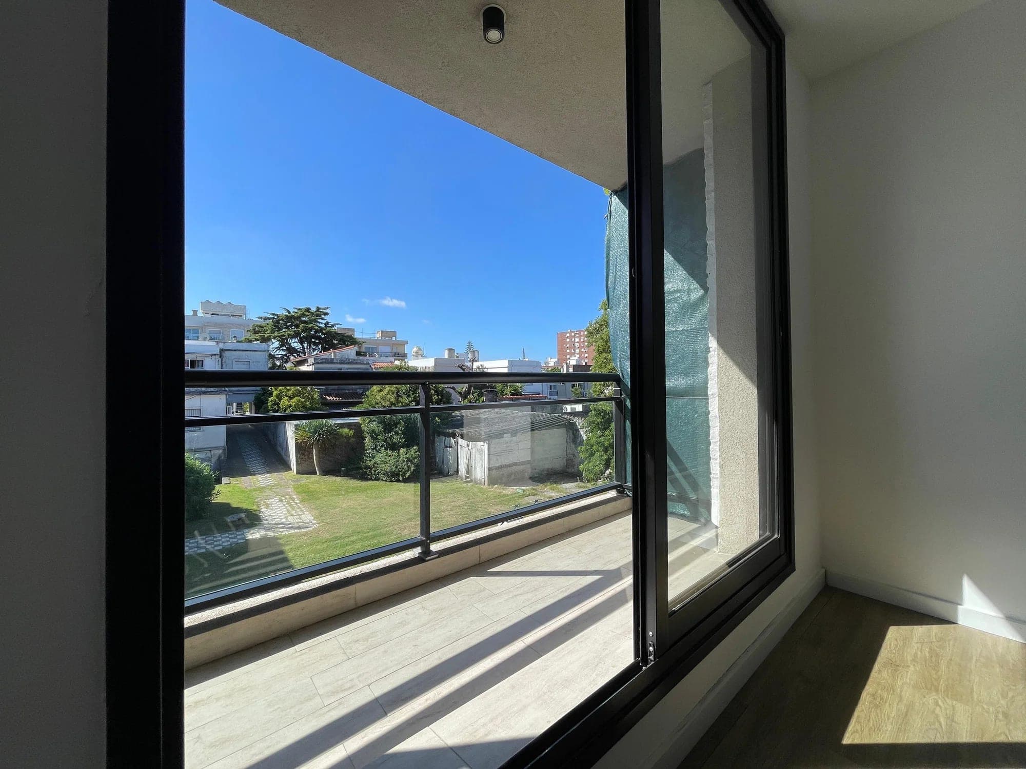 Alquiler de monoambiente en Malvín, con gastos comunes bajos - Vista 4