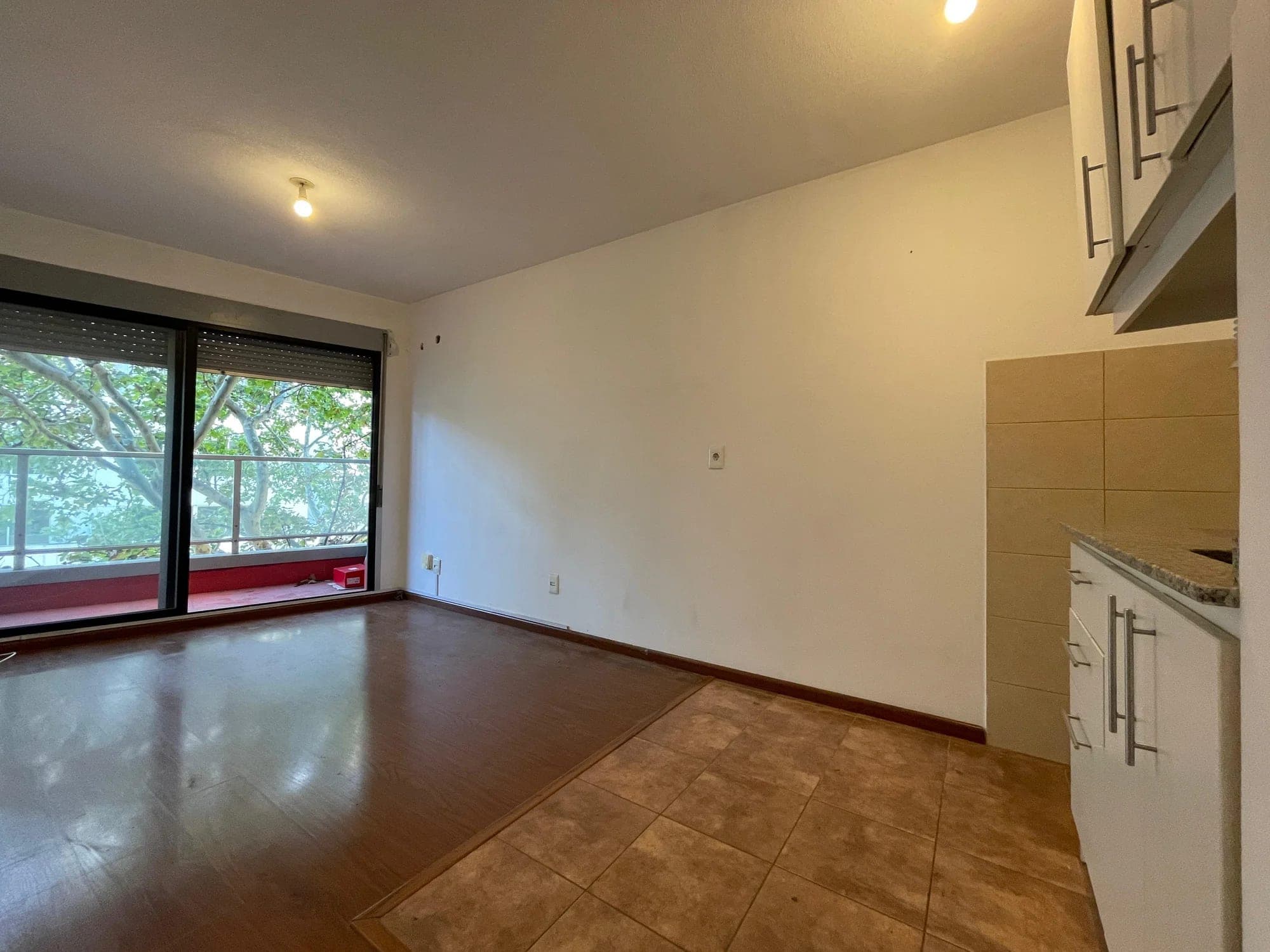 Alquiler Monoambiente en Cordón con balcón al norte | A pasos de 18 de julio y de IMM