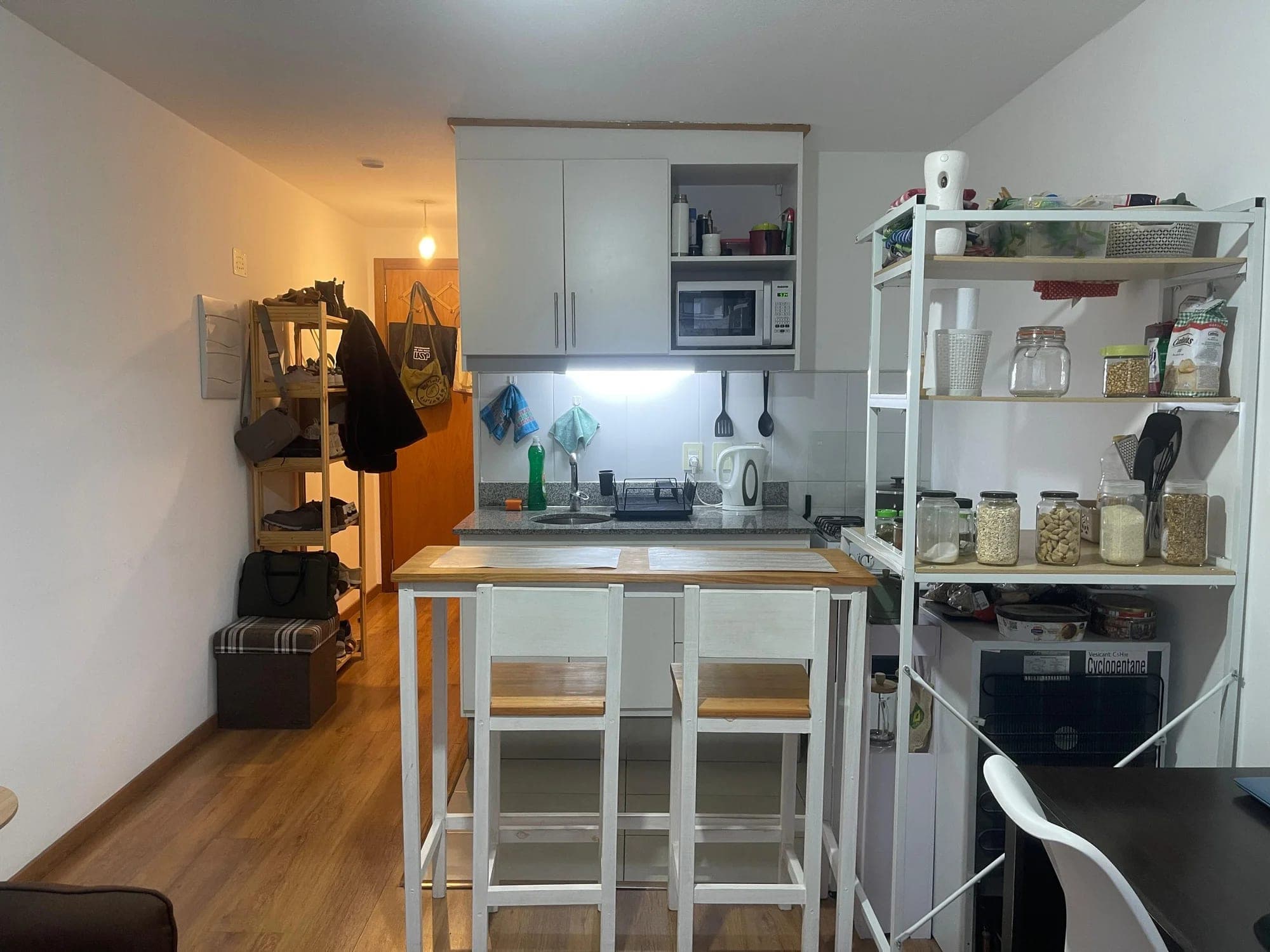 Venta monoambiente con renta inmediata en Cordón - Vista 3
