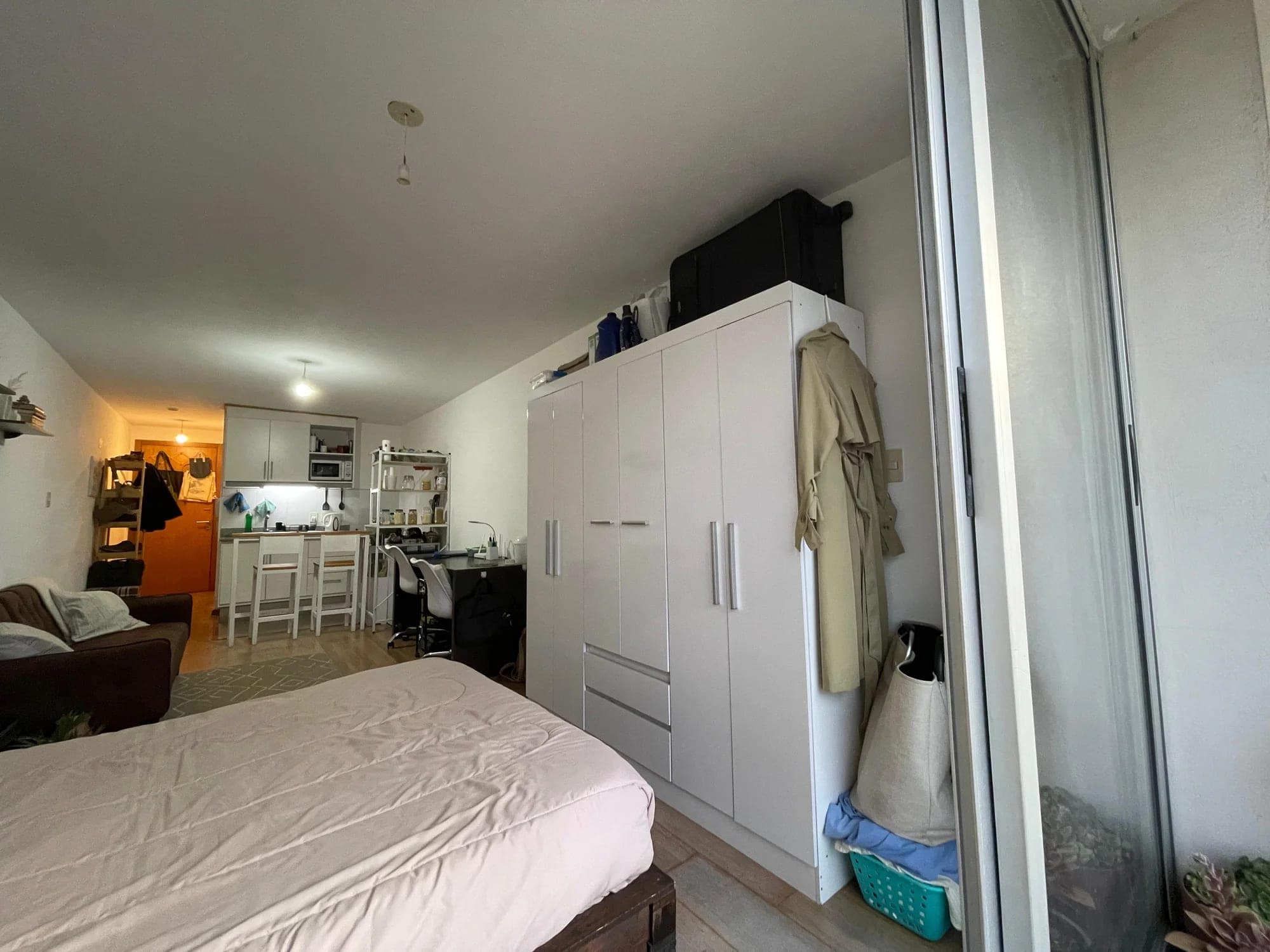 Venta monoambiente con renta inmediata en Cordón - Vista 2