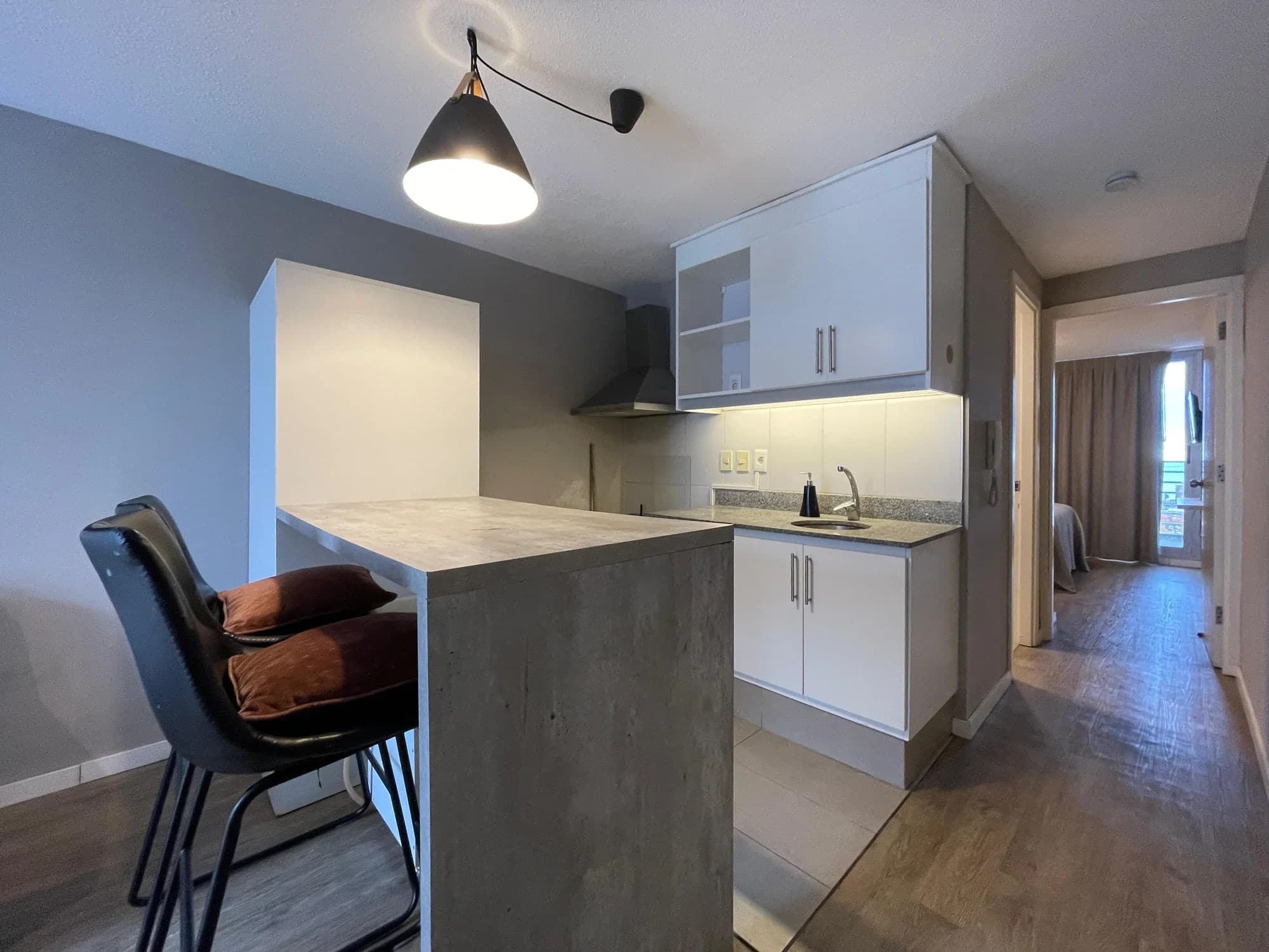 Alquiler apartamento 1 dormitorio amoblado en Cordón | Piso 11, con balcón y vista al mar - Vista 4
