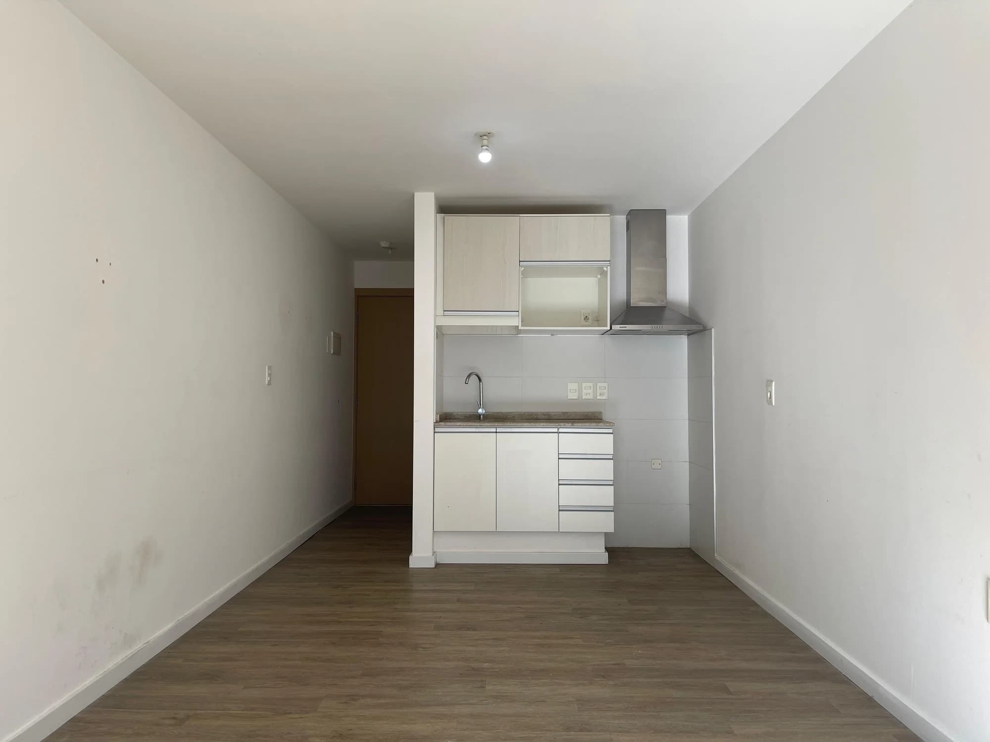 Alquiler monoambiente Malvin con balcón al Norte | Edificio con amenities, a pasos de Av. Gral. Rivera - Vista 3