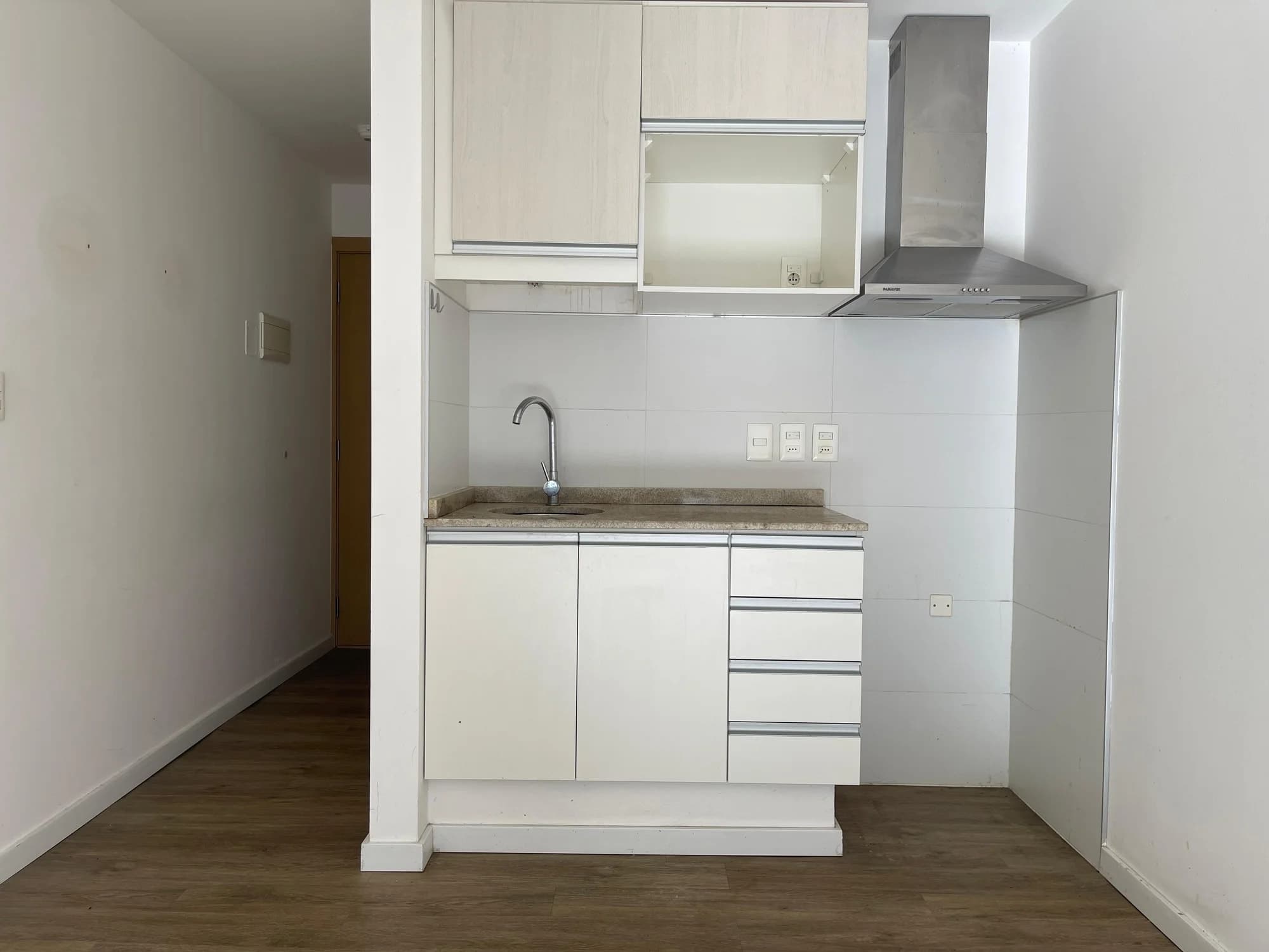 Alquiler monoambiente Malvin con balcón al Norte | Edificio con amenities, a pasos de Av. Gral. Rivera - Vista 4