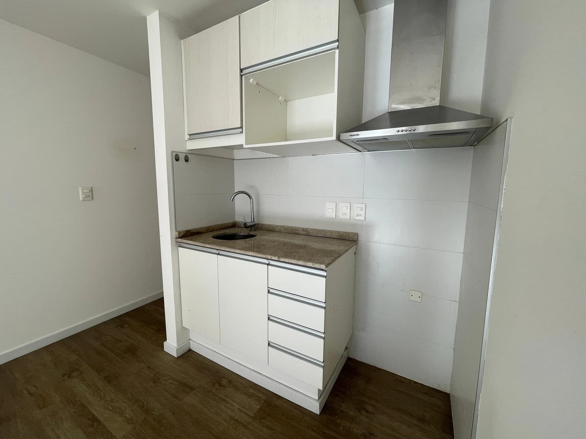 Alquiler monoambiente Malvin con balcón al Norte | Edificio con amenities, a pasos de Av. Gral. Rivera - Vista 5