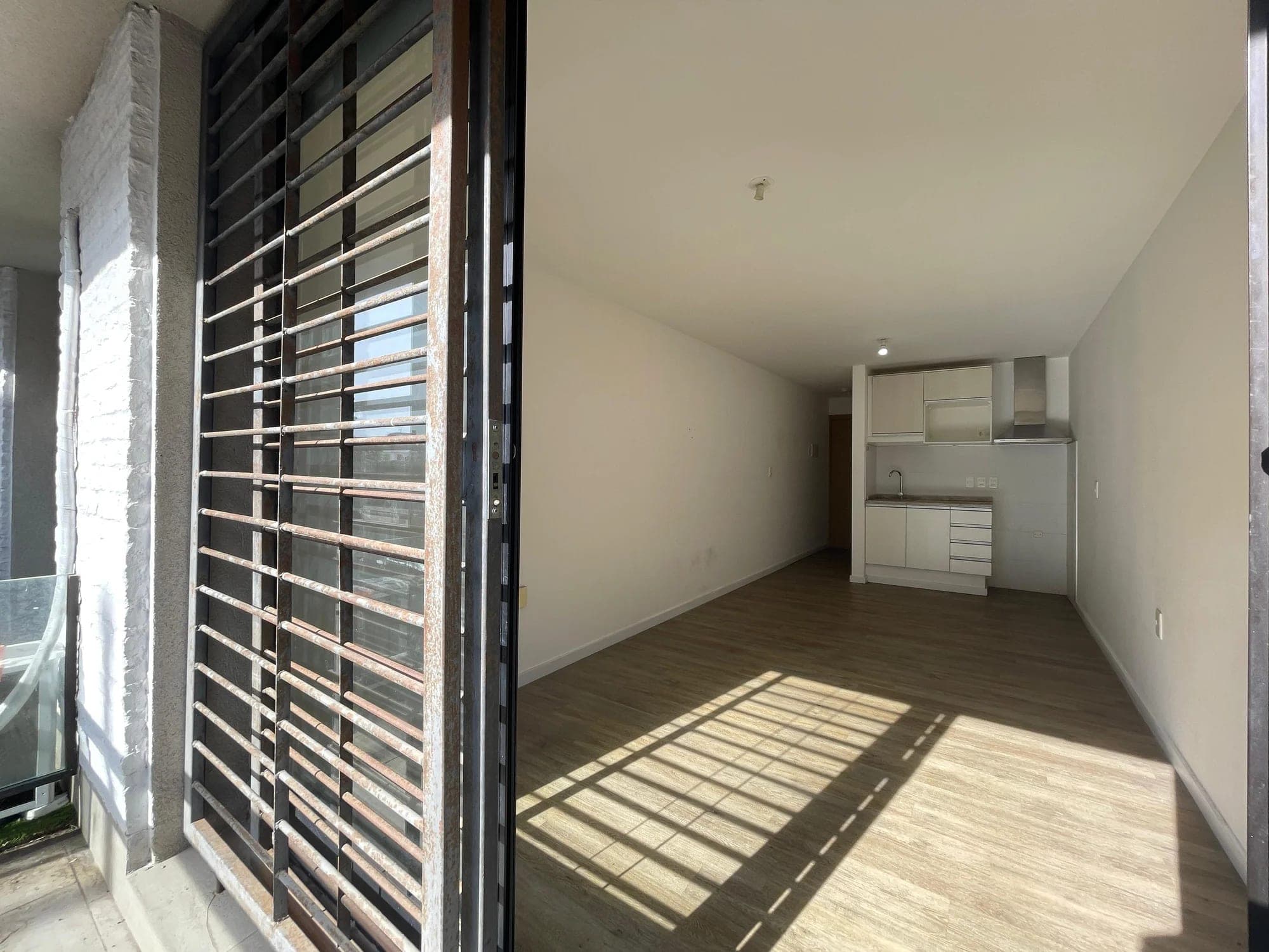 Alquiler monoambiente Malvin con balcón al Norte | Edificio con amenities, a pasos de Av. Gral. Rivera - Vista 7