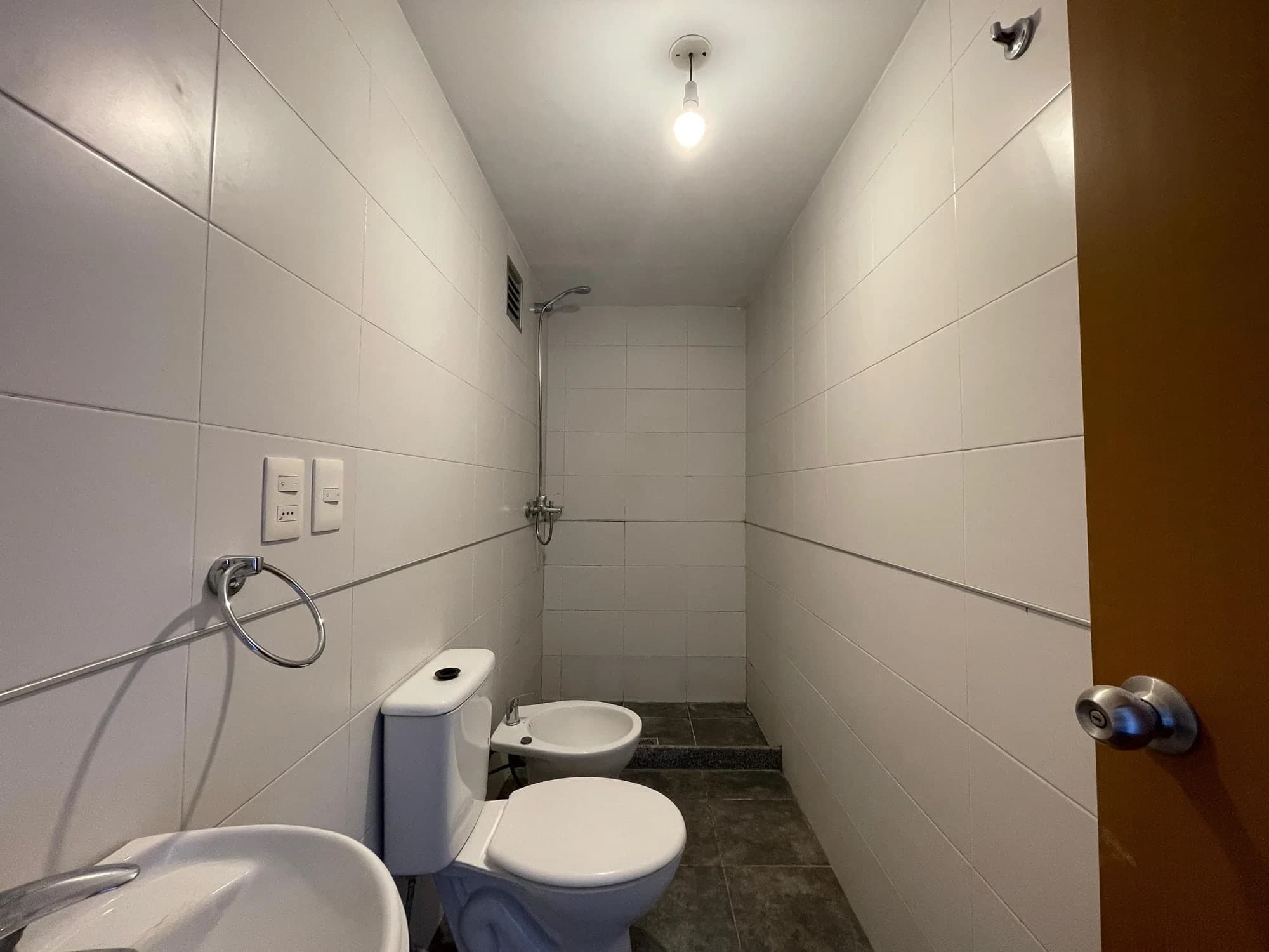 Alquiler amplio monoambiente en Cordón, a pasos de 18 de julio | Piso alto y vista abierta | Ideal para estudiantes - Vista 7