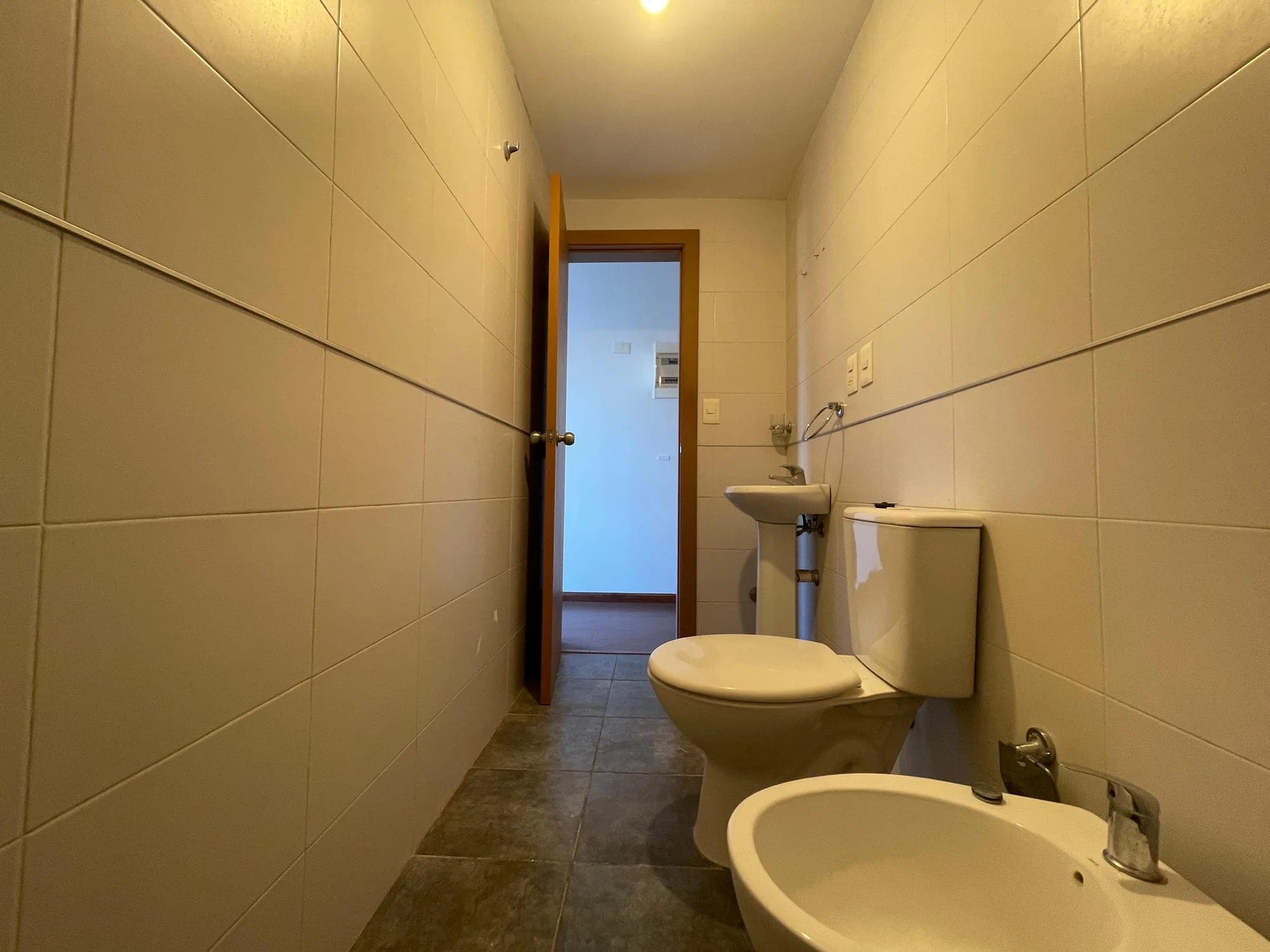 Alquiler amplio monoambiente en Cordón, a pasos de 18 de julio | Piso alto y vista abierta | Ideal para estudiantes - Vista 10