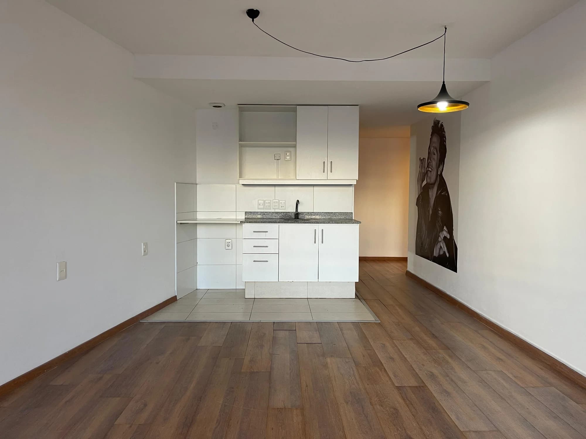 Alquiler amplio monoambiente en Cordón, a pasos de 18 de julio | Ideal para estudaintes | Con balcón y amenities - Vista 3