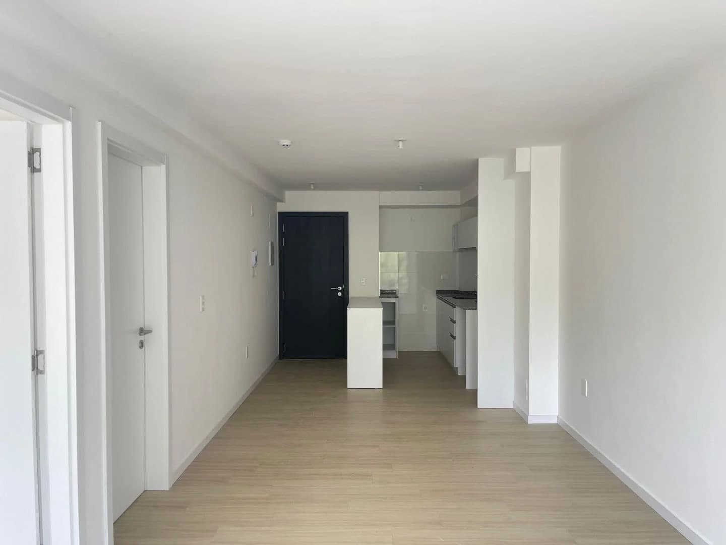 Apartamento 1 Dormitorio a Estrenar CON RENTA – Centro, Terraza Norte, amplio - Vista 6
