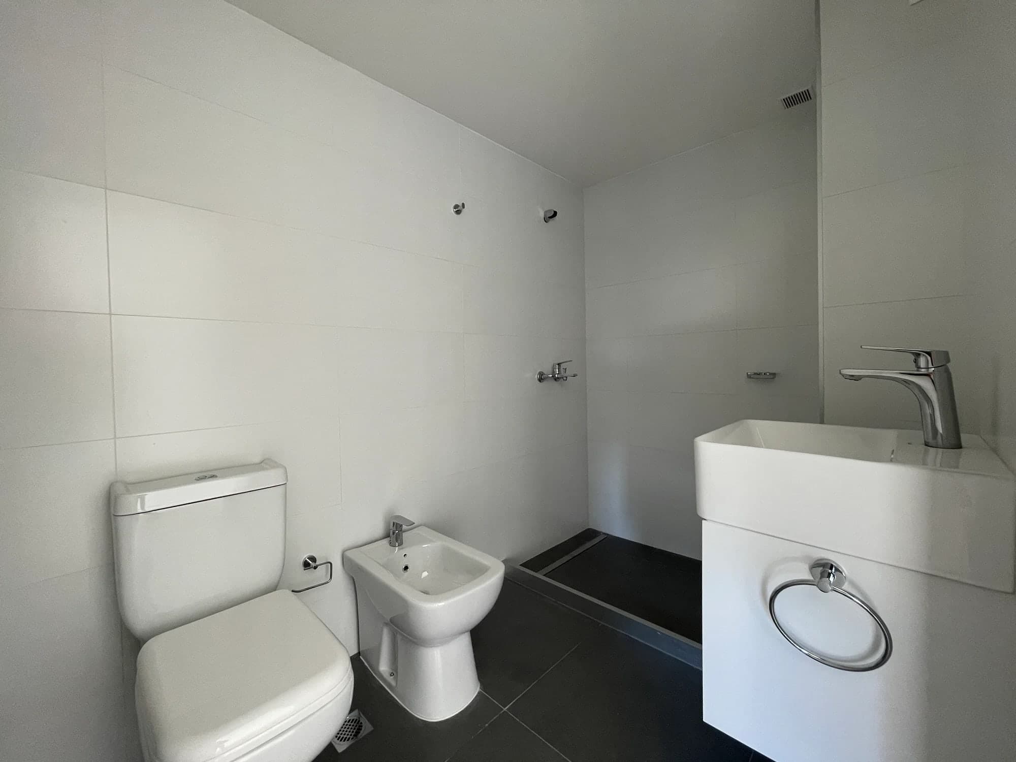 Apartamento En Venta De Un Dormitorio - Ley VIS - A Estrenar, piso alto, con amplia terraza, Orientación Norte - Centro, Montevideo - Vista 20