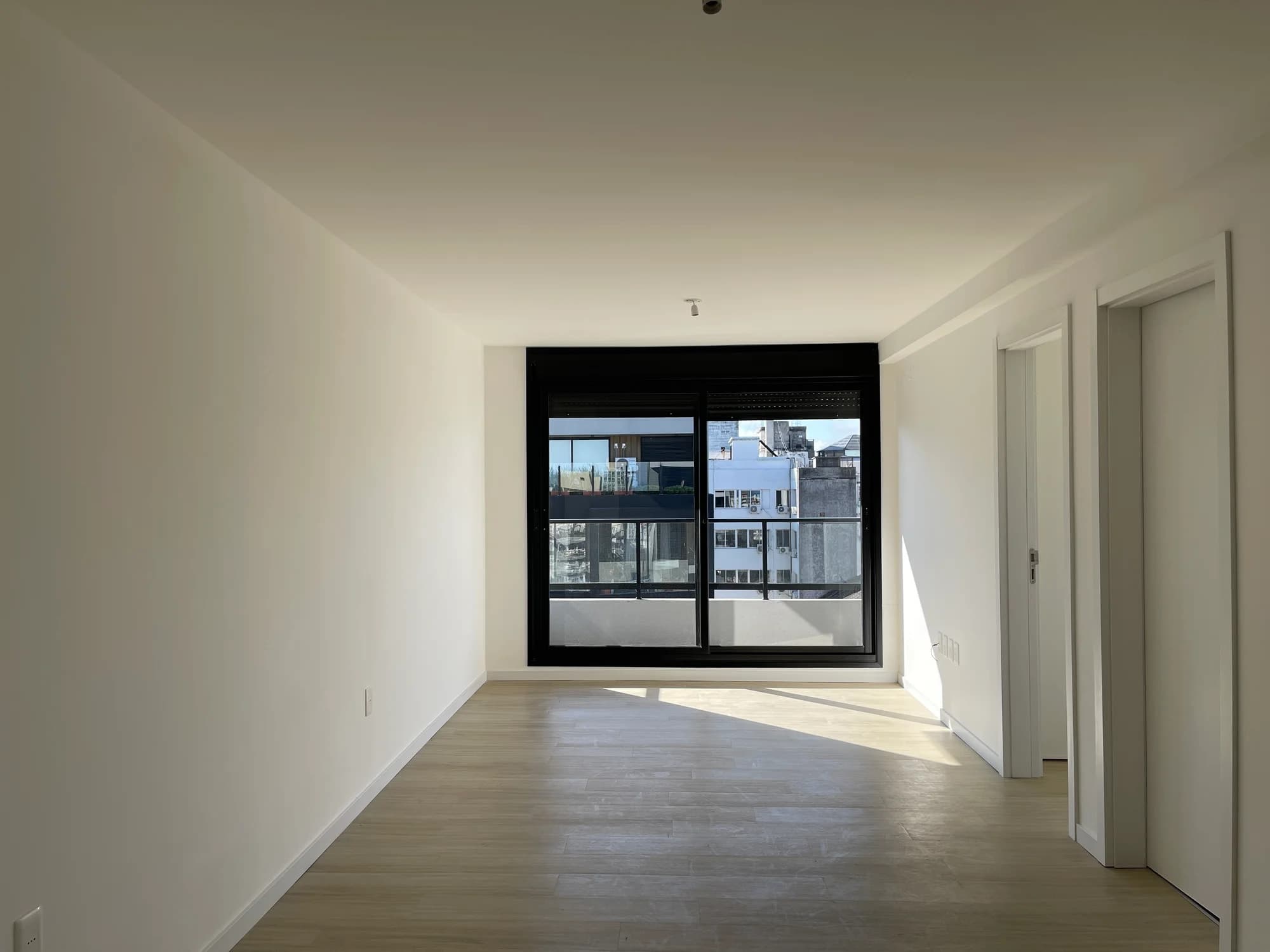 Apartamento En Venta De Un Dormitorio - Ley VIS - A Estrenar, piso alto, con amplia terraza, Orientación Norte - Centro, Montevideo - Vista 22