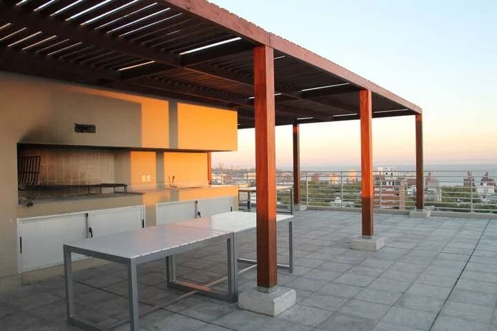 Alquiler de amplio monoambiente en Cordón con balcón y vista al mar | A pasos de la IMM y Av. 18 de julio. - Vista 13