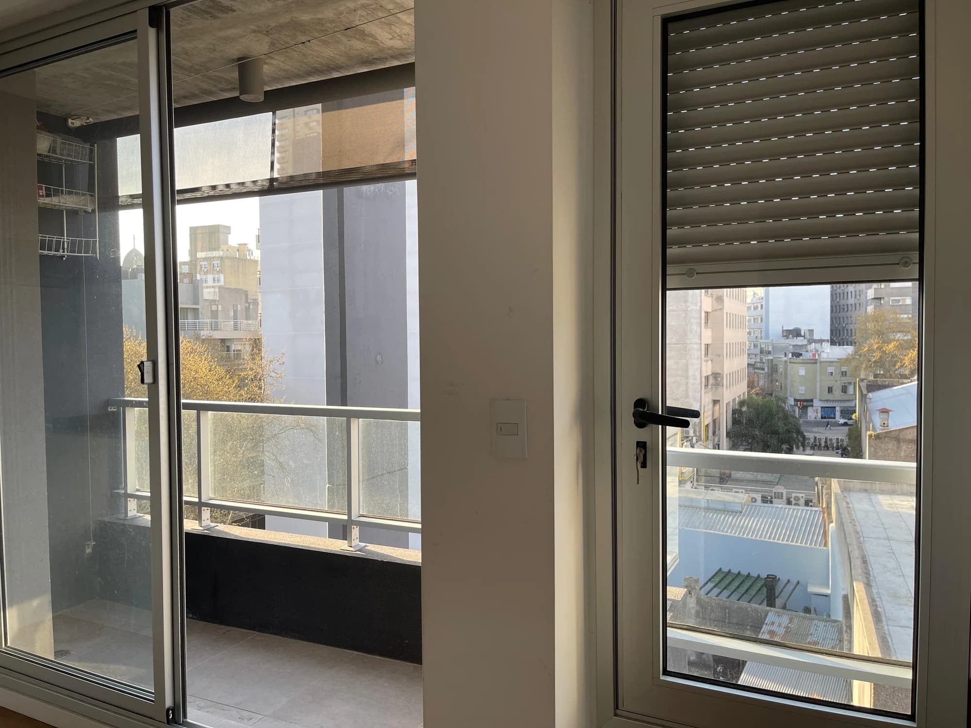Amplio apartamento de 1 dormitorio en Cordón | Al balcón al norte, renta inmediata y Ley VIS. - Vista 11