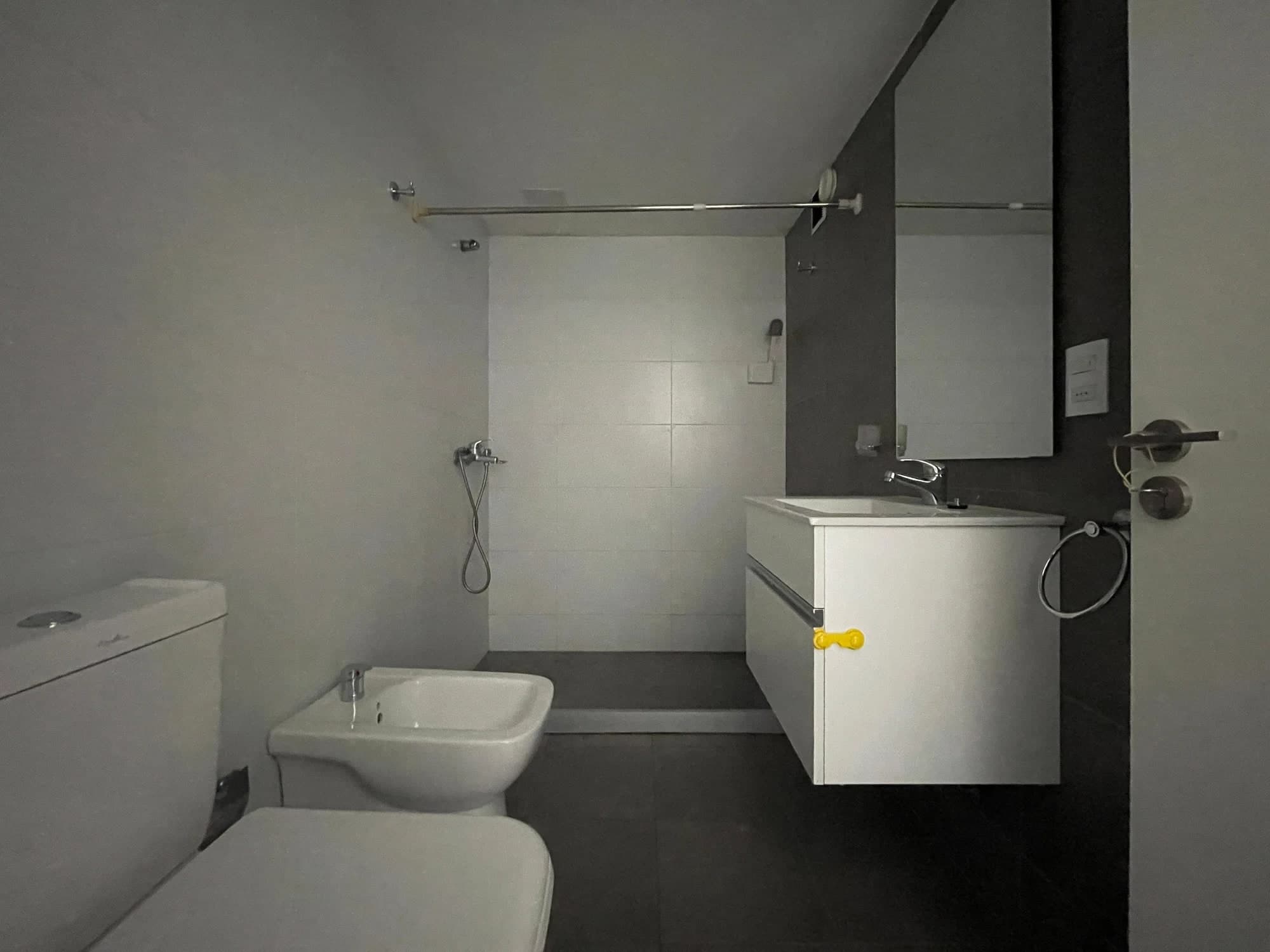 Amplio apartamento de 1 dormitorio en Cordón | Al balcón al norte, renta inmediata y Ley VIS. - Vista 15