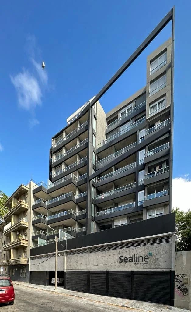 Amplio apartamento de 1 dormitorio en Cordón | Al balcón al norte, renta inmediata y Ley VIS. - Vista 20