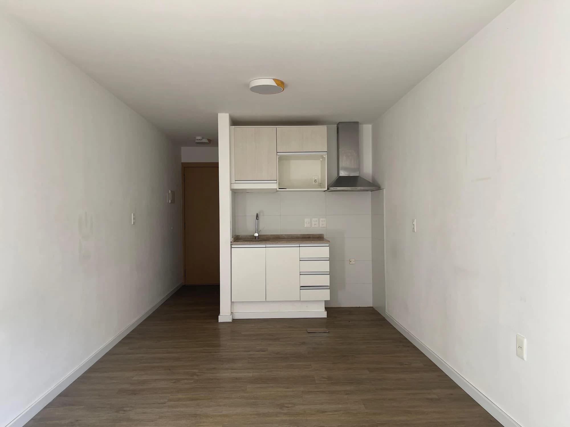 Alquiler de luminoso monoambiente en Malvín con balcón | Al Norte en edificio con amenities - Vista 3