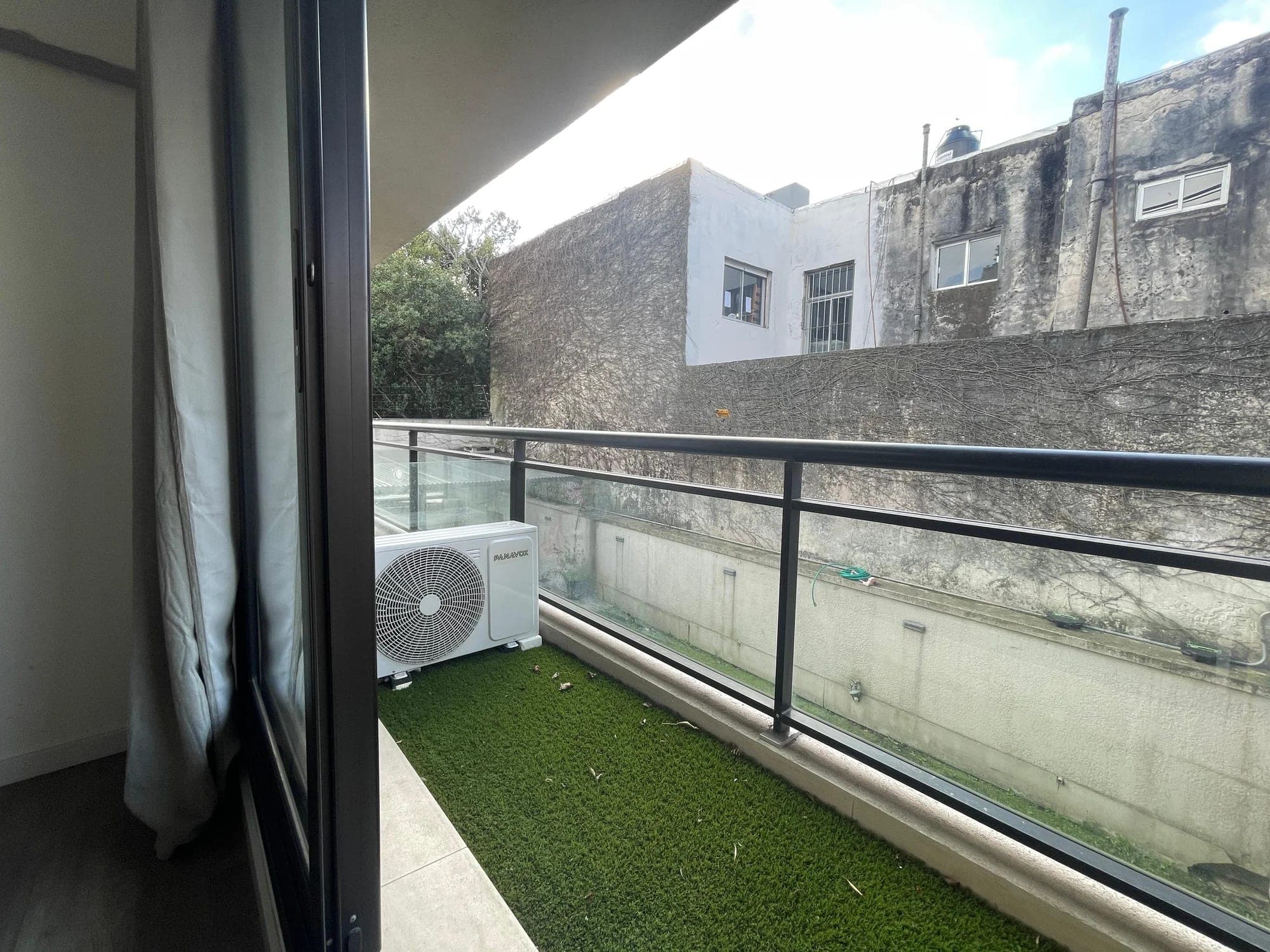 Alquiler de luminoso monoambiente en Malvín con balcón | Al Norte en edificio con amenities - Vista 7