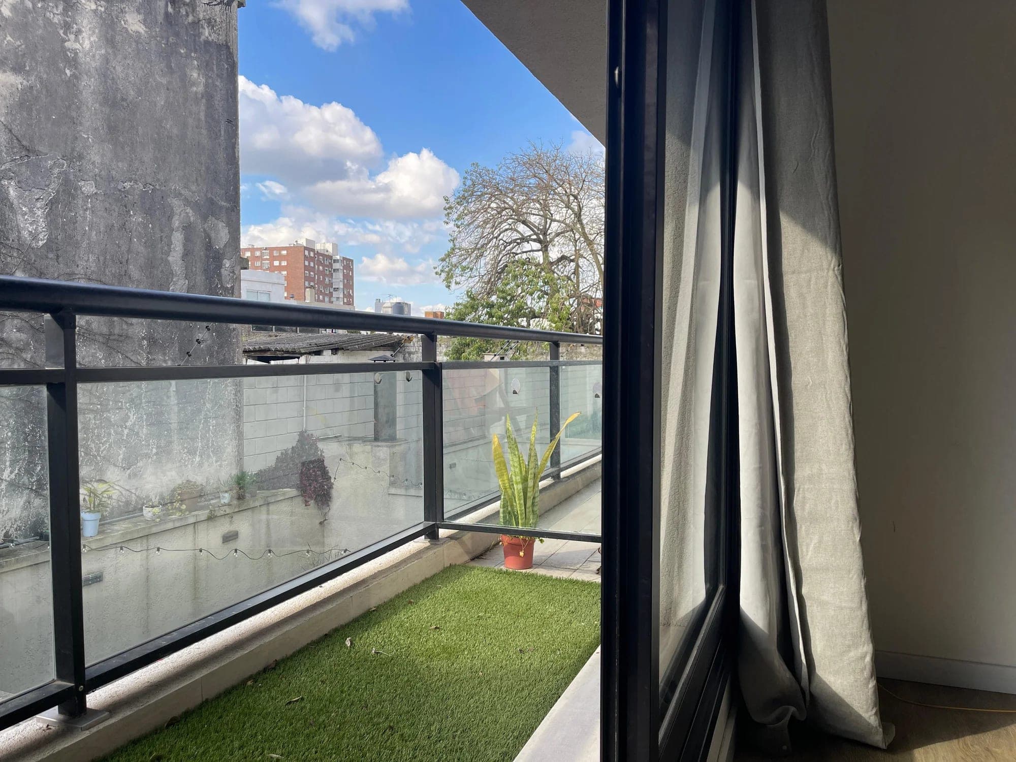 Alquiler de luminoso monoambiente en Malvín con balcón | Al Norte en edificio con amenities - Vista 9