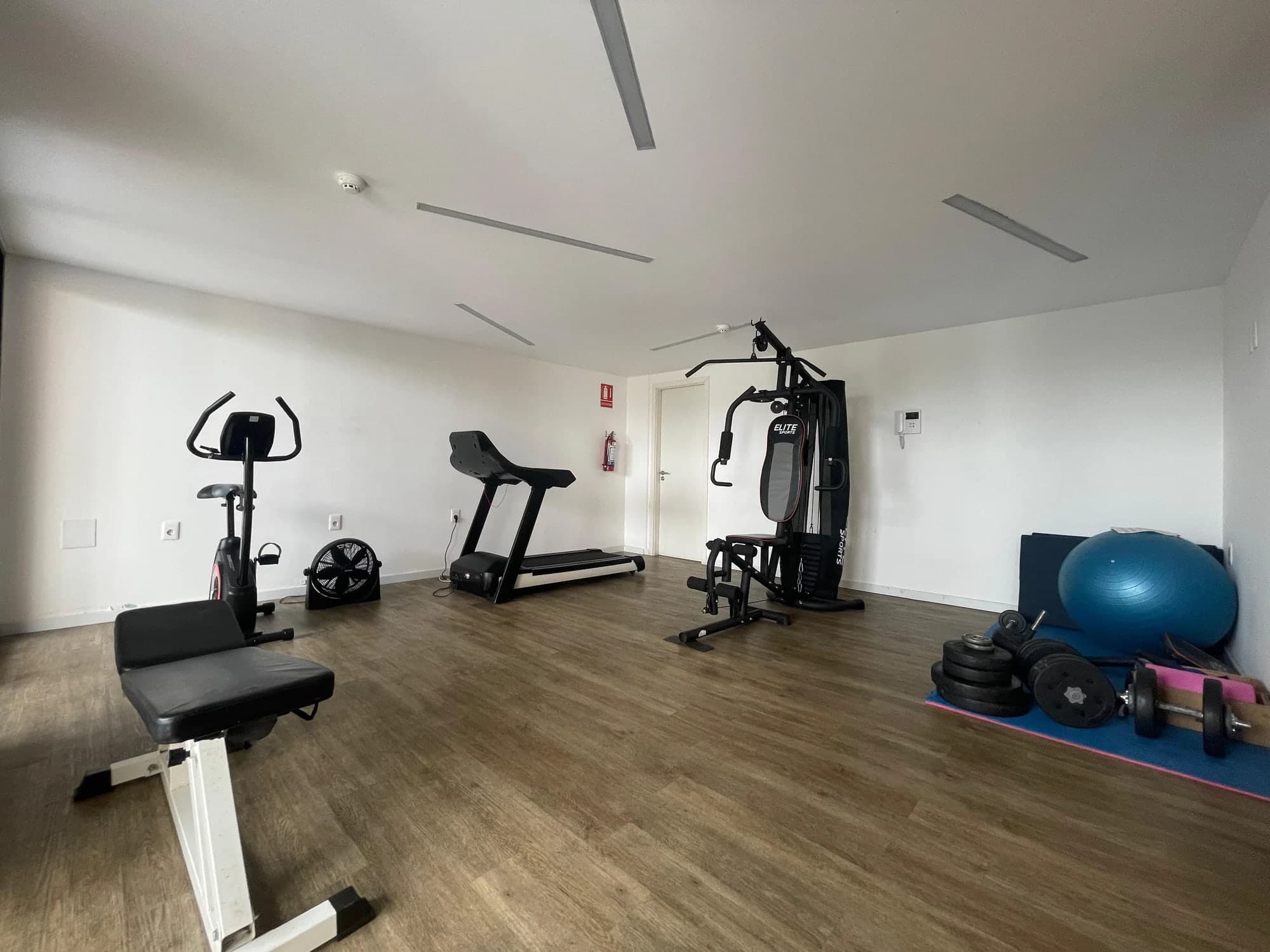 Alquiler de luminoso monoambiente en Malvín con balcón | Al Norte en edificio con amenities - Vista 18