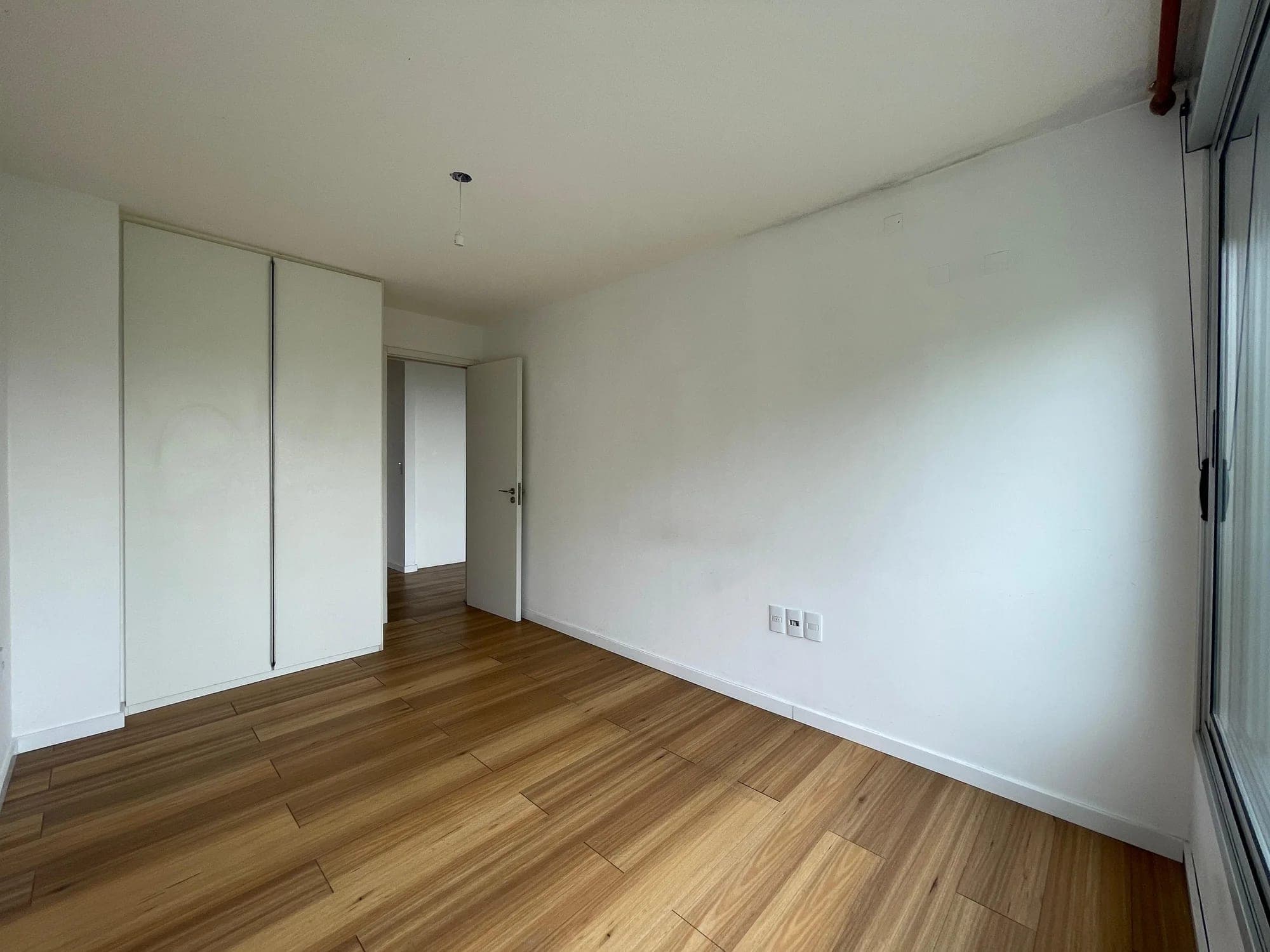Alquiler de moderno apartamento de 2 dormitorios con vista al mar en Cordón - Vista 10