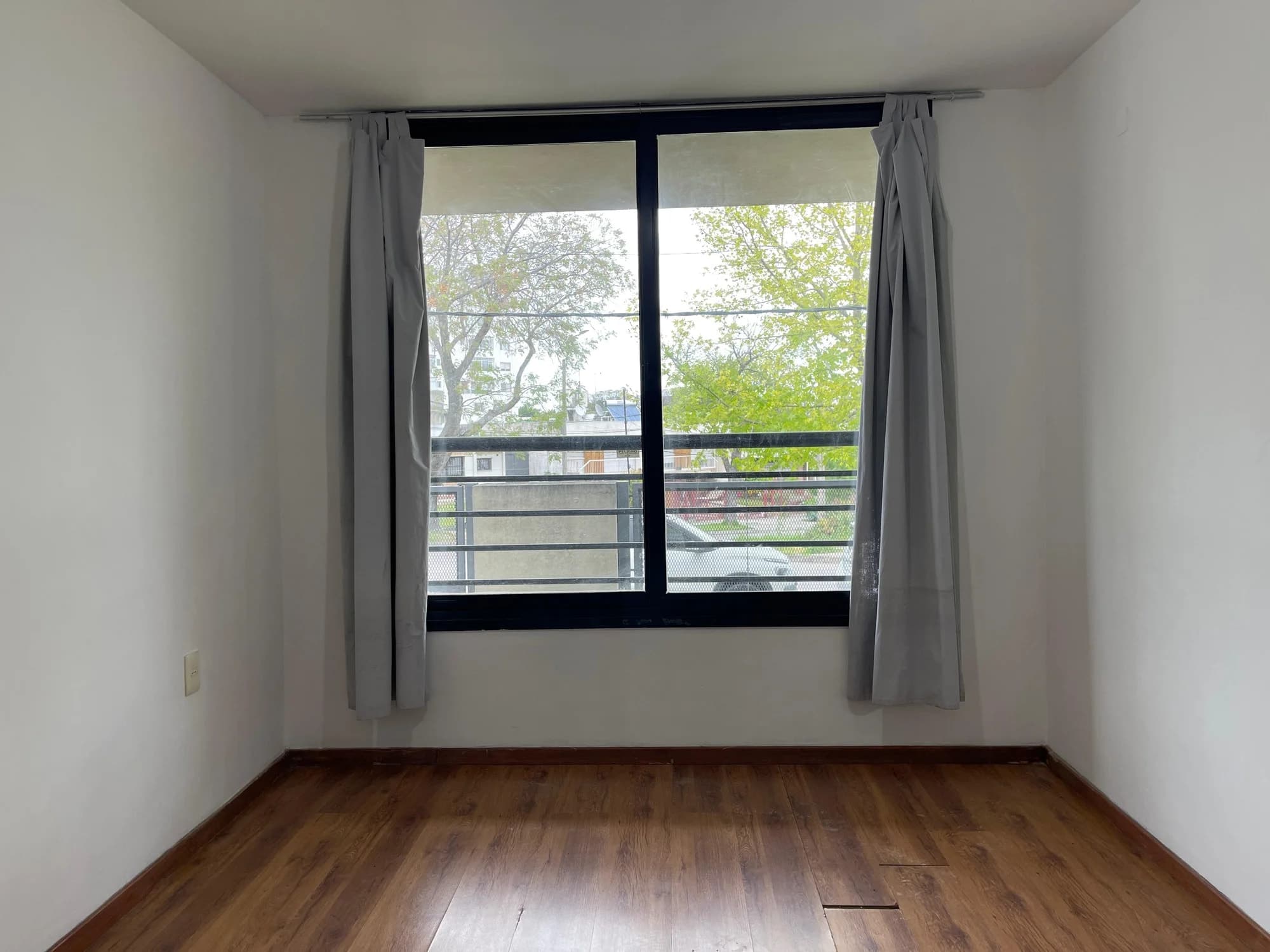 Alquiler monoambiente en excelente punto de Malvín - Vista 2